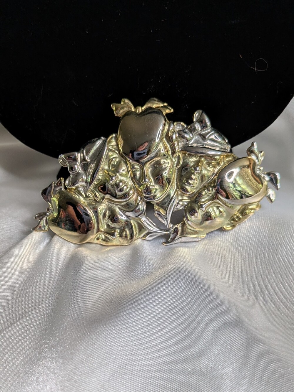 Vintage Art Deco Revival Ladies in Hats Multi Face Brooch Pin Silver Gold